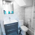 Clementines House 3*