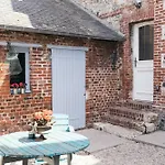 Pensión Clementines House