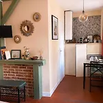 Clementines House