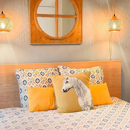 Konukevi Clementines House 4*